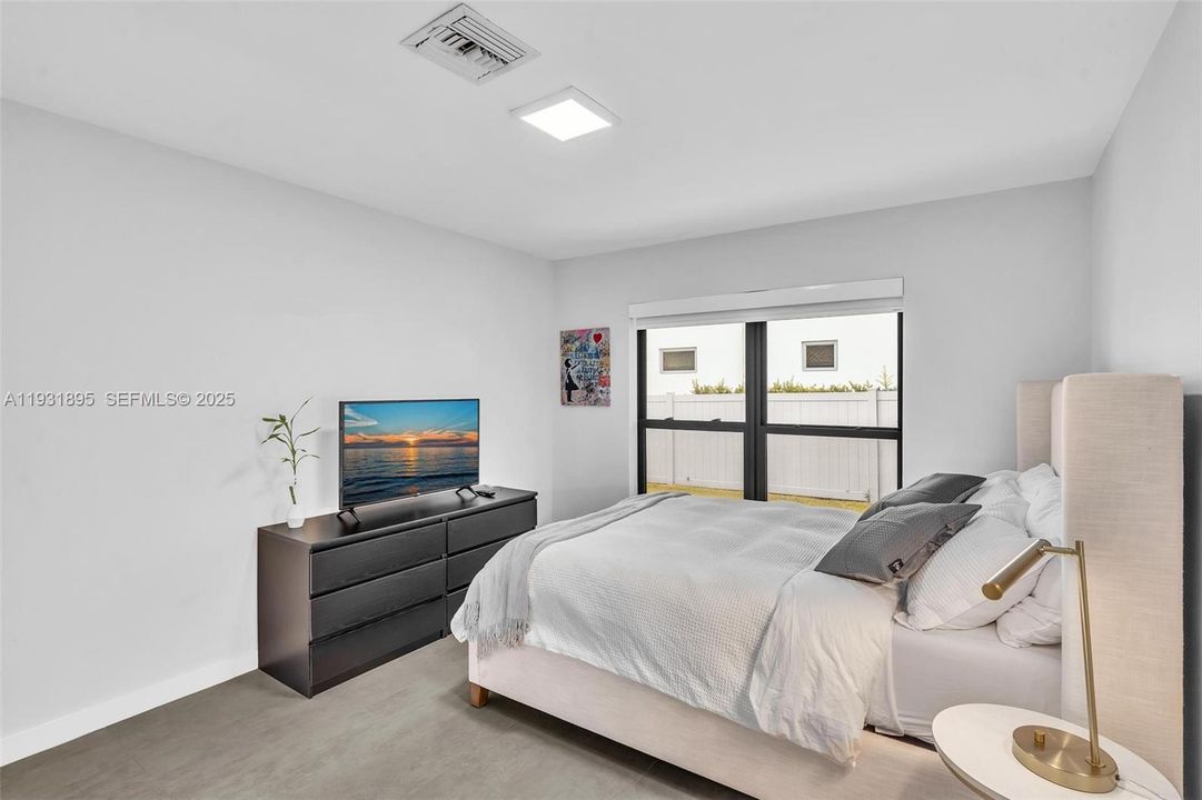 На продажу: $2,579,000 (3 спален, 4 ванн, 2492 Квадратных фут)