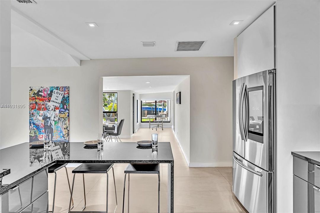 На продажу: $2,579,000 (3 спален, 4 ванн, 2492 Квадратных фут)