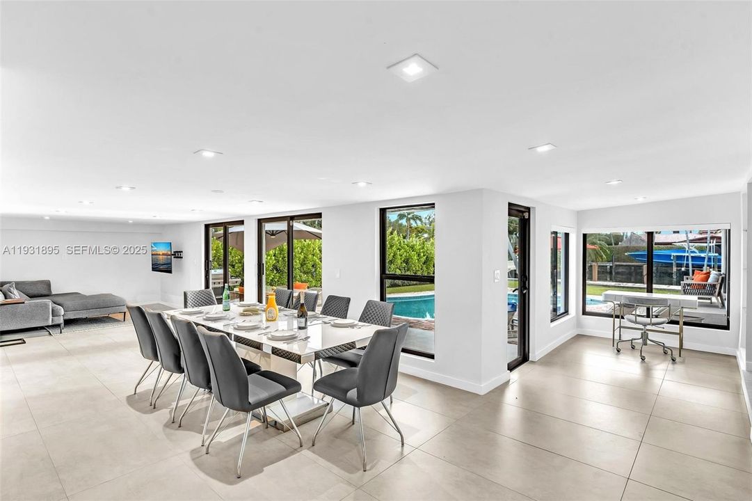 На продажу: $2,579,000 (3 спален, 4 ванн, 2492 Квадратных фут)