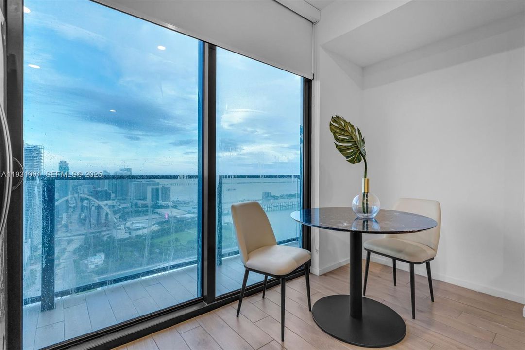 На продажу: $560,000 (1 спален, 1 ванн, 442 Квадратных фут)