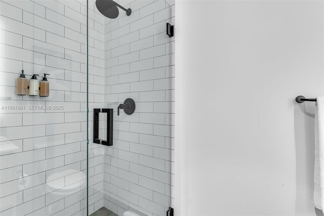 На продажу: $560,000 (1 спален, 1 ванн, 442 Квадратных фут)