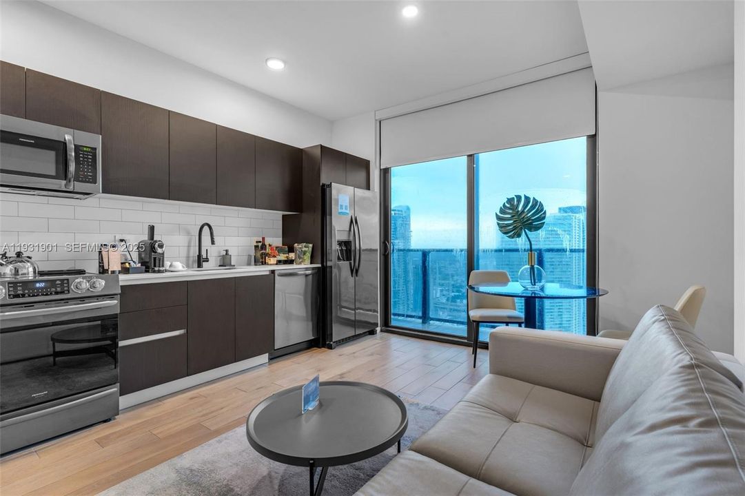 На продажу: $560,000 (1 спален, 1 ванн, 442 Квадратных фут)