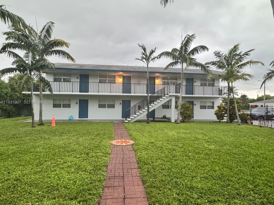 En Venta: $1,995,000 (0 camas, 0 baños, 3960 Pies cuadrados)