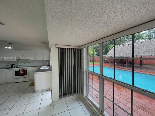 En Venta: $979,000 (3 camas, 2 baños, 2047 Pies cuadrados)