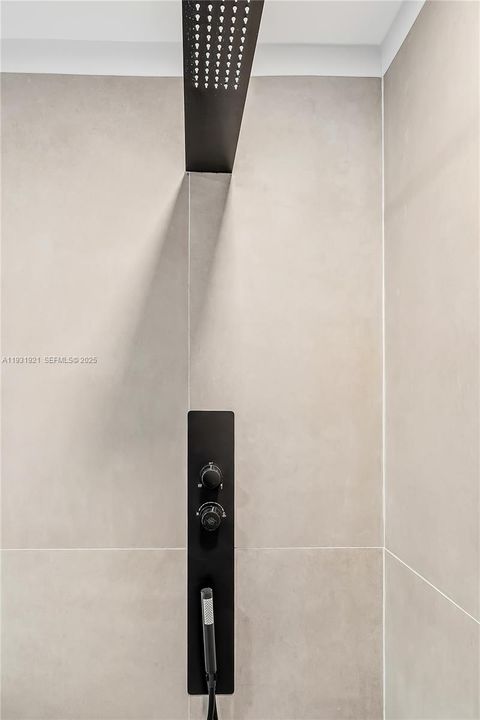 На продажу: $750,000 (3 спален, 3 ванн, 1432 Квадратных фут)