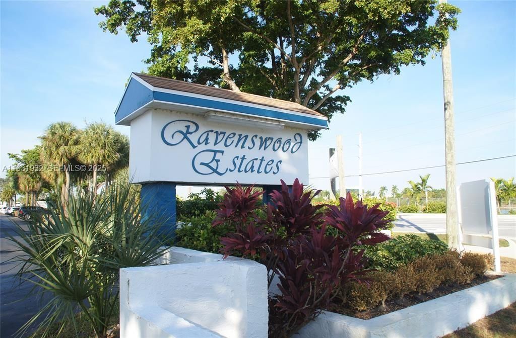 待售: $299,000 (2 贝兹, 2 浴室, 1449 平方英尺)