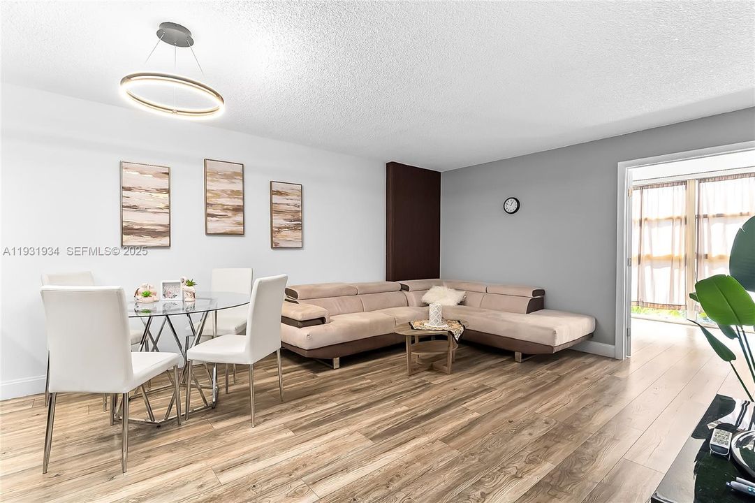 En Renta: $2,200 (1 camas, 1 baños, 915 Pies cuadrados)