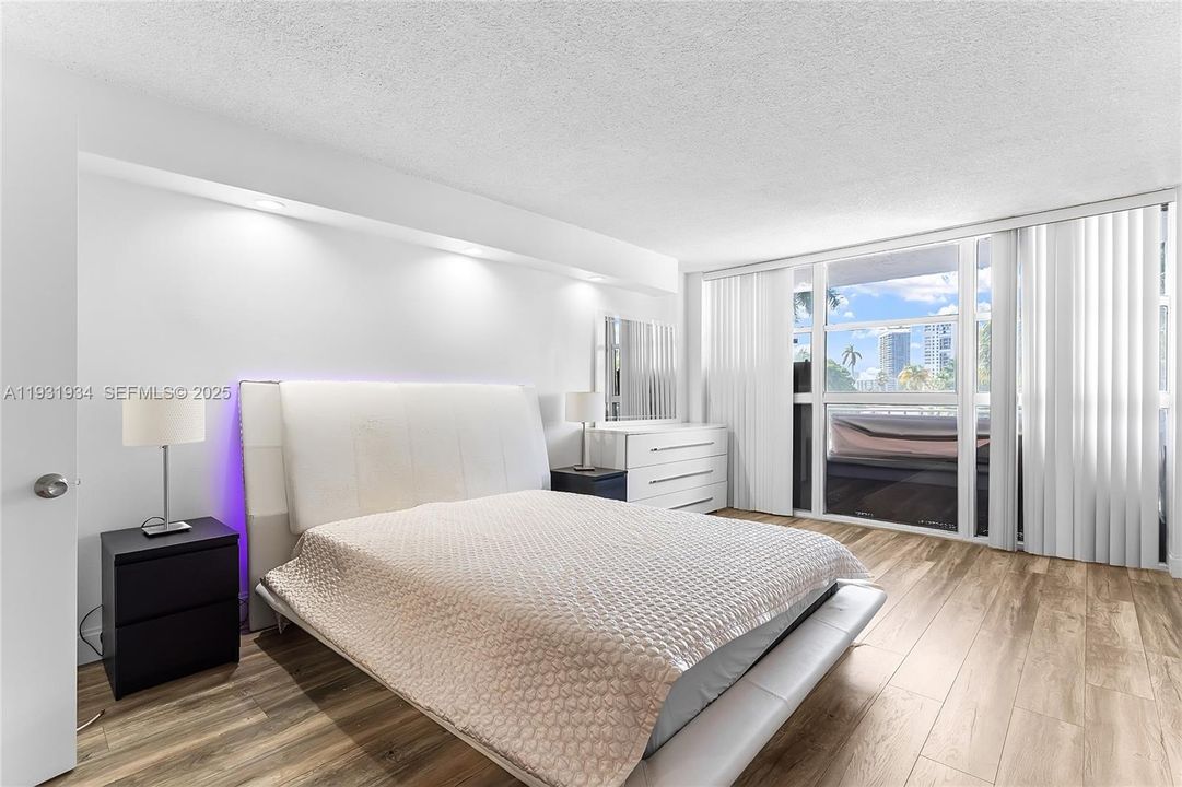 En Renta: $2,200 (1 camas, 1 baños, 915 Pies cuadrados)