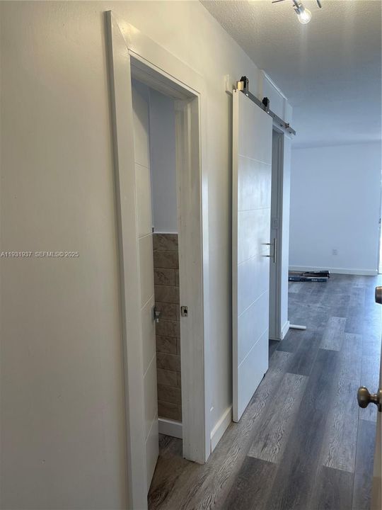 For Rent: $1,700 (0 beds, 1 baths, 448 Square Feet)