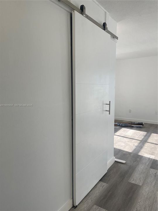 For Rent: $1,700 (0 beds, 1 baths, 448 Square Feet)