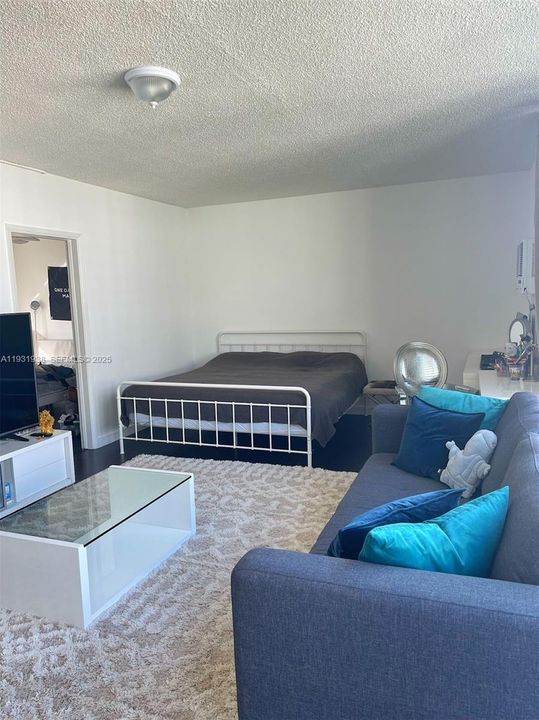 En Venta: $359,990 (1 camas, 1 baños, 800 Pies cuadrados)