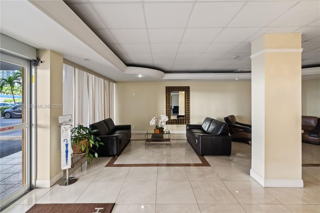 En Venta: $235,000 (1 camas, 1 baños, 870 Pies cuadrados)