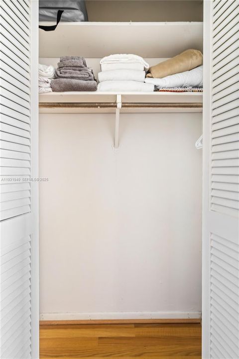 En Venta: $235,000 (1 camas, 1 baños, 870 Pies cuadrados)