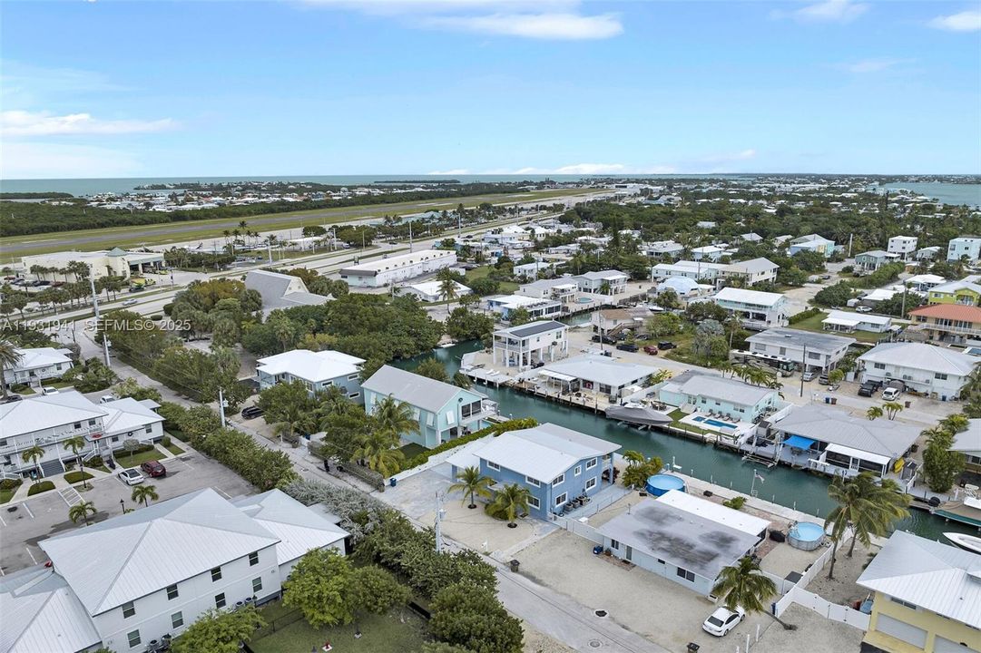 На продажу: $698,000 (2 спален, 2 ванн, 945 Квадратных фут)