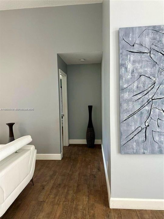 For Rent: $5,500 (4 beds, 2 baths, 2055 Square Feet)