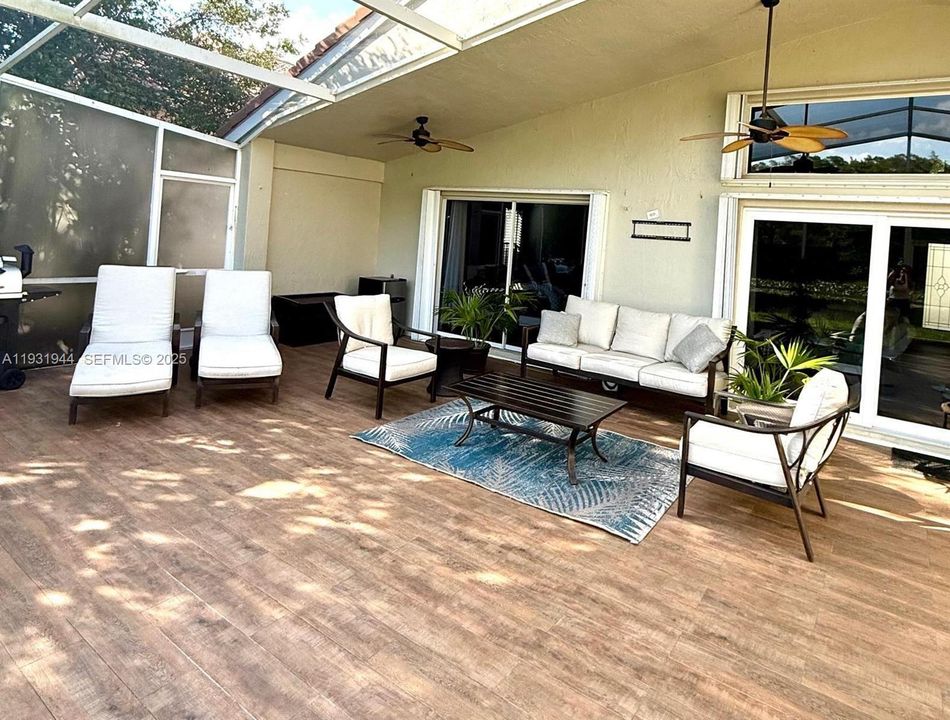 For Rent: $5,500 (4 beds, 2 baths, 2055 Square Feet)