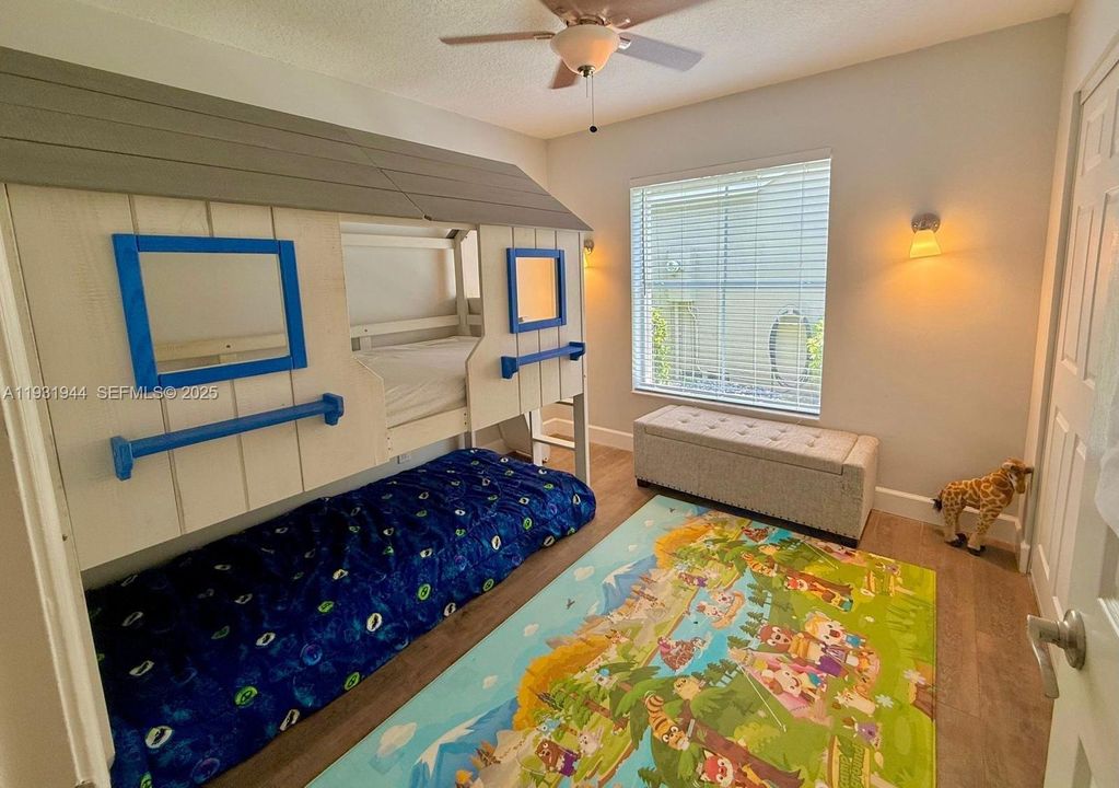 For Rent: $5,500 (4 beds, 2 baths, 2055 Square Feet)