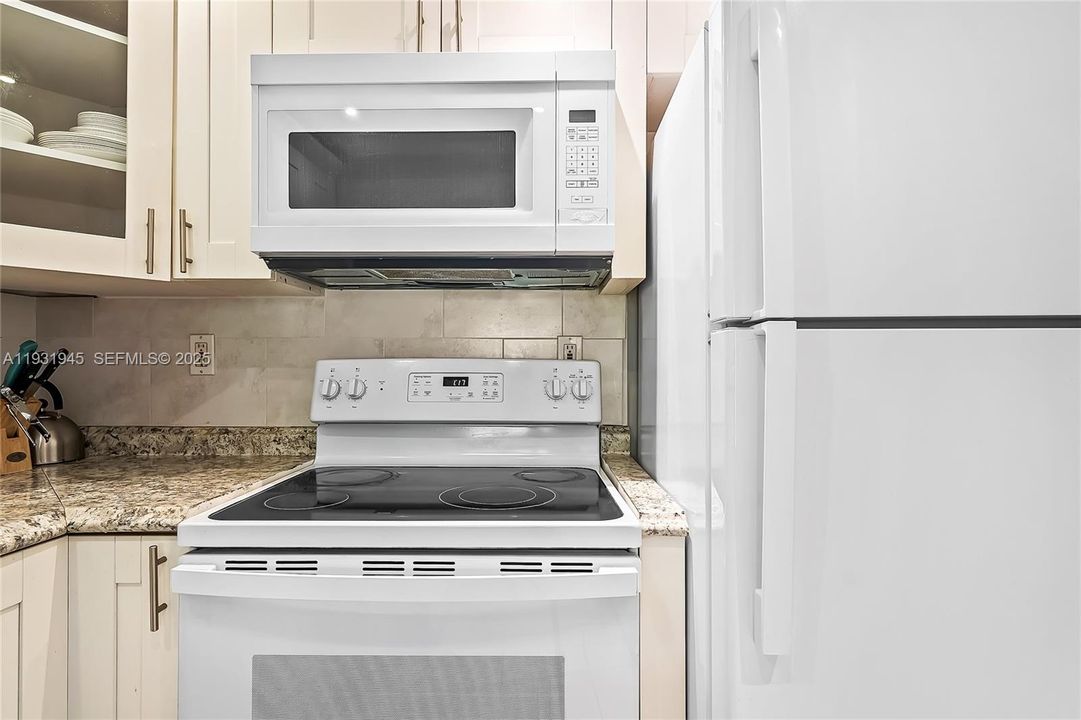 В аренду: $2,000 (1 спален, 1 ванн, 546 Квадратных фут)