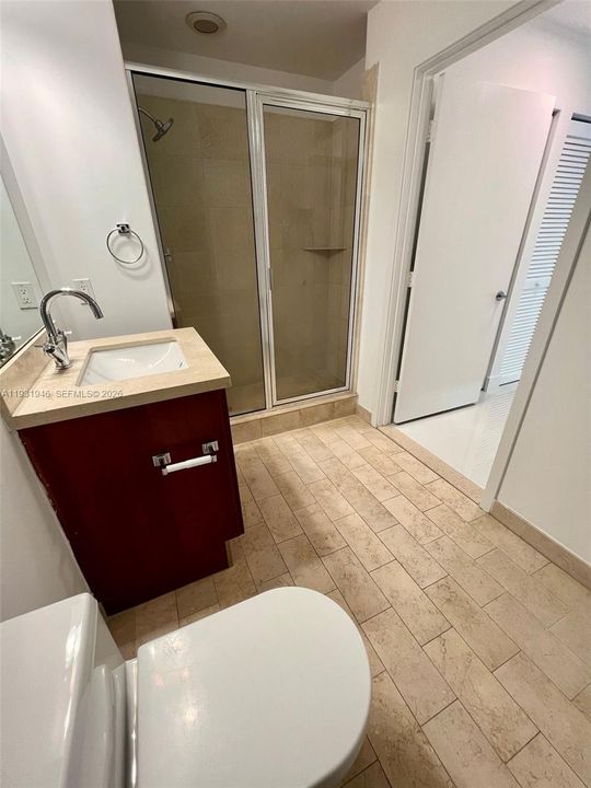 В аренду: $2,950 (1 спален, 1 ванн, 693 Квадратных фут)