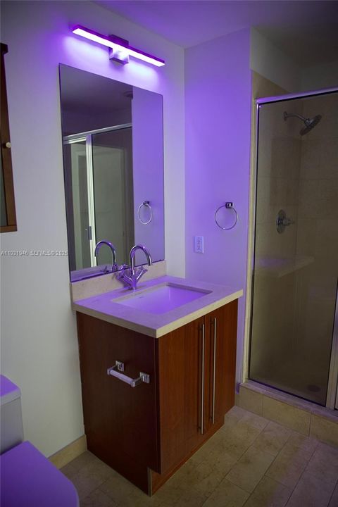 В аренду: $2,950 (1 спален, 1 ванн, 693 Квадратных фут)