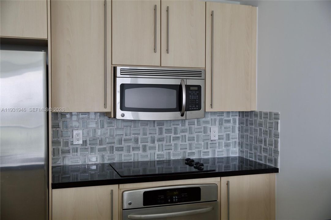 В аренду: $2,950 (1 спален, 1 ванн, 693 Квадратных фут)