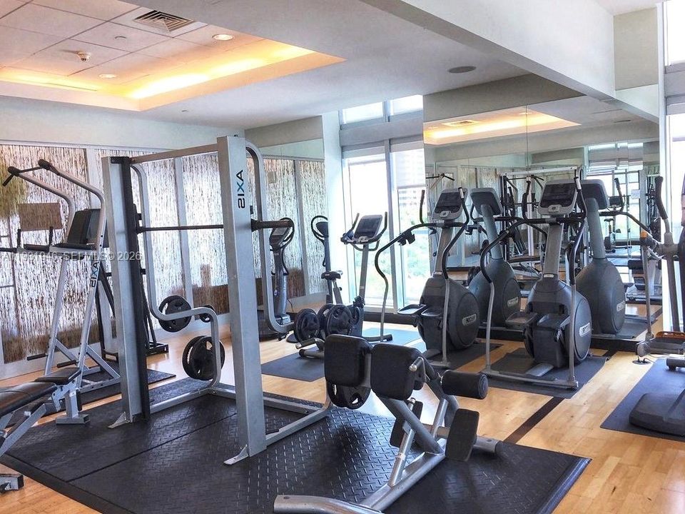 В аренду: $2,950 (1 спален, 1 ванн, 693 Квадратных фут)