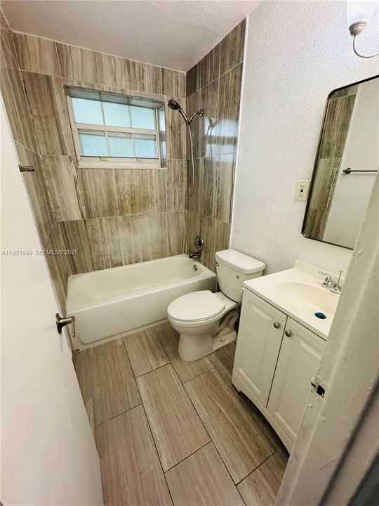 En Renta: $1,750 (2 camas, 1 baños, 2116 Pies cuadrados)