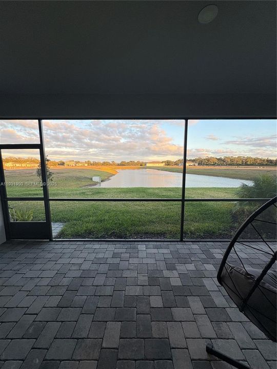 En Renta: $3,000 (4 camas, 2 baños, 2005 Pies cuadrados)