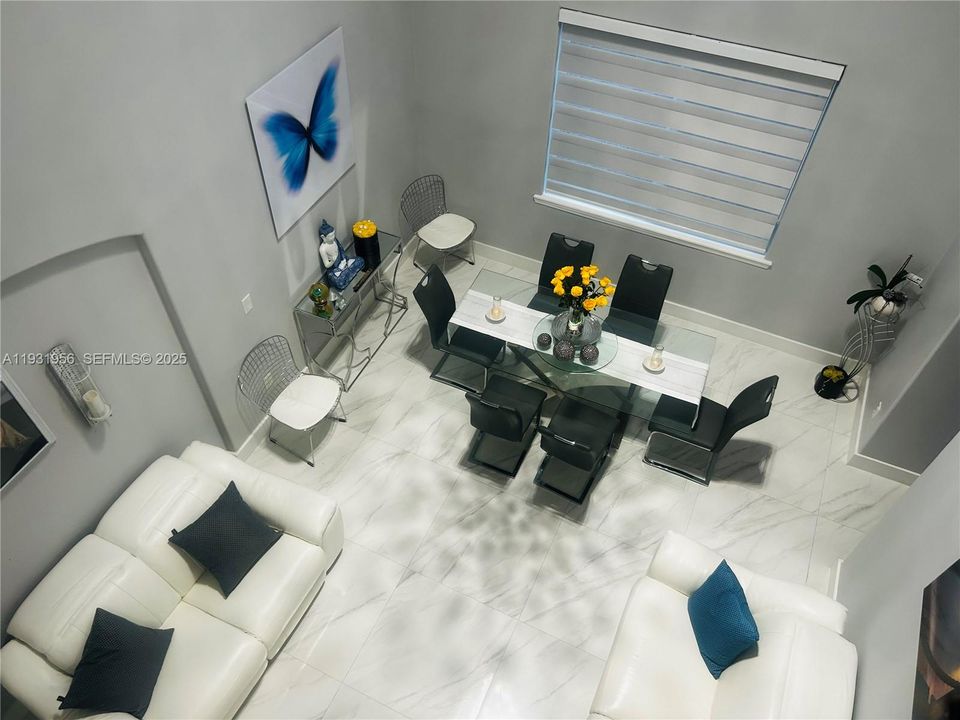 En Venta: $1,199,000 (6 camas, 5 baños, 3192 Pies cuadrados)