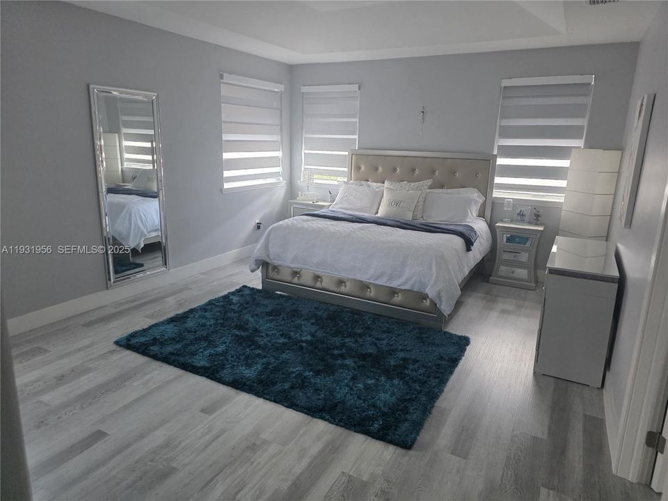 En Venta: $1,199,000 (6 camas, 5 baños, 3192 Pies cuadrados)