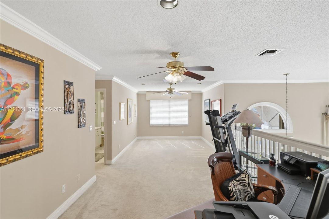 Ideal for gym, media rm, office or playroom