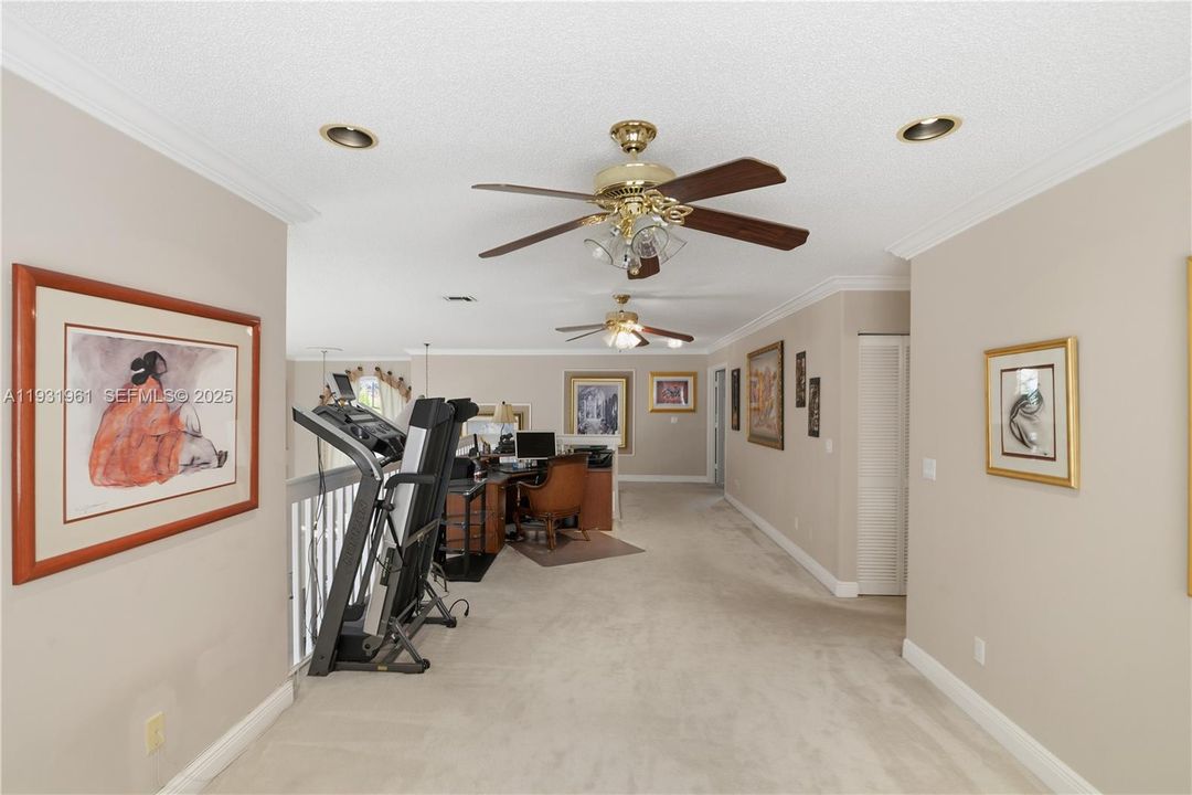 待售: $950,000 (4 贝兹, 3 浴室, 3378 平方英尺)