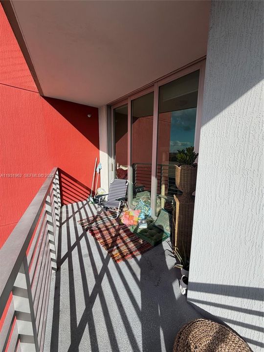 В аренду: $2,350 (1 спален, 1 ванн, 765 Квадратных фут)