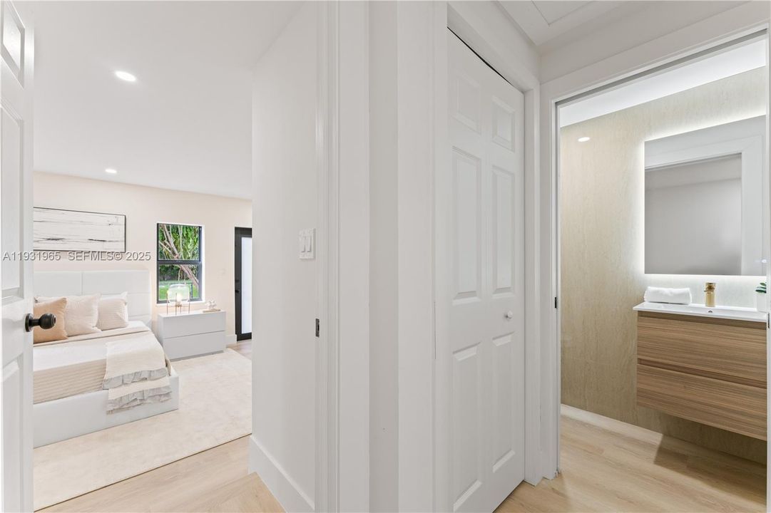 For Sale: $829,000 (4 beds, 2 baths, 1619 Square Feet)