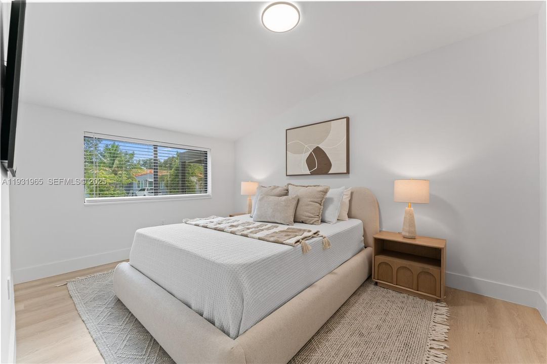 For Sale: $829,000 (4 beds, 2 baths, 1619 Square Feet)