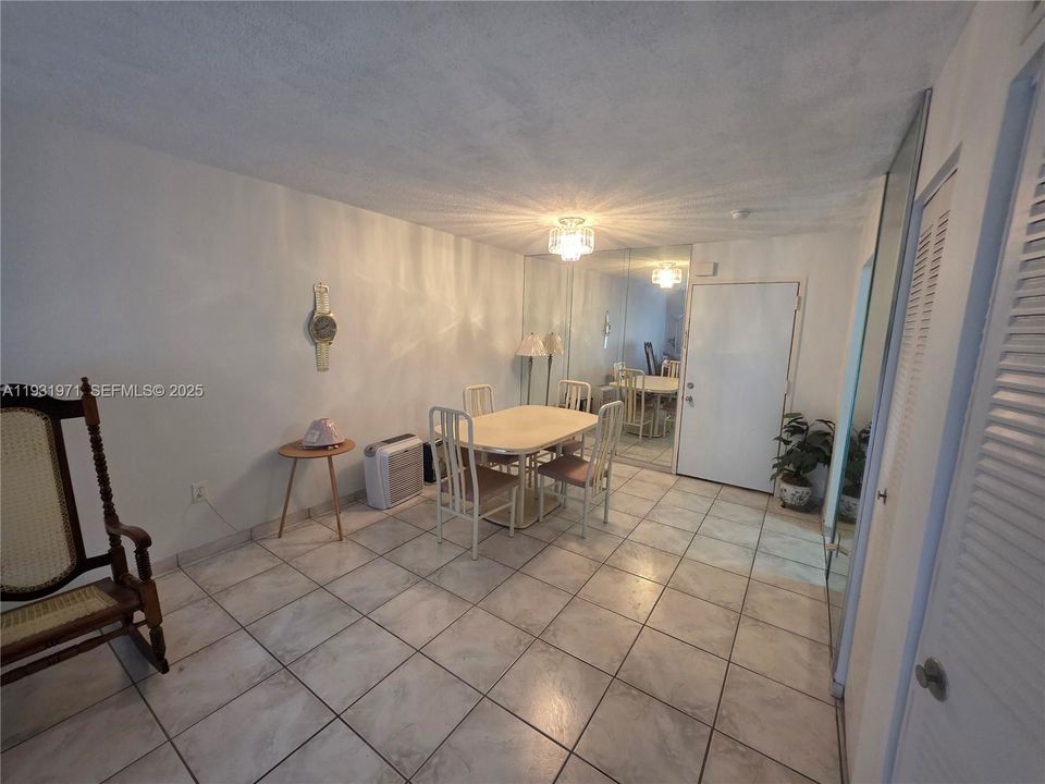 В аренду: $1,845 (1 спален, 1 ванн, 610 Квадратных фут)