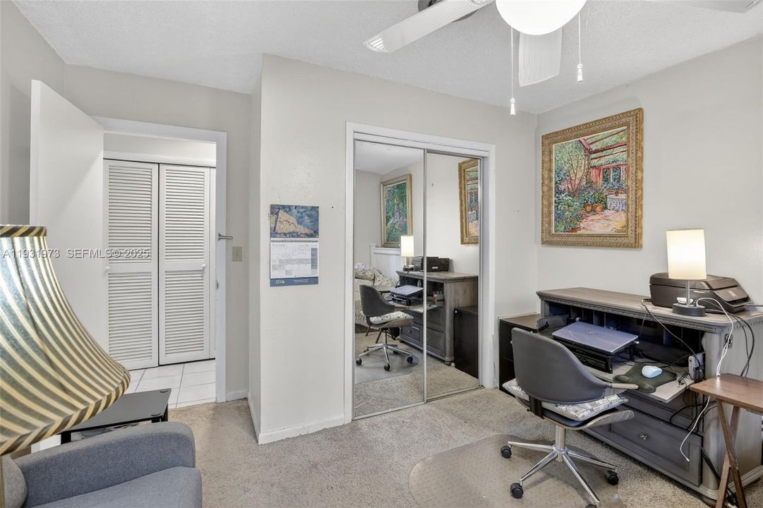 待售: $790,000 (4 贝兹, 2 浴室, 2578 平方英尺)