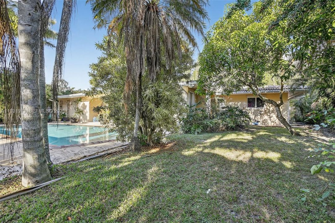 待售: $790,000 (4 贝兹, 2 浴室, 2578 平方英尺)