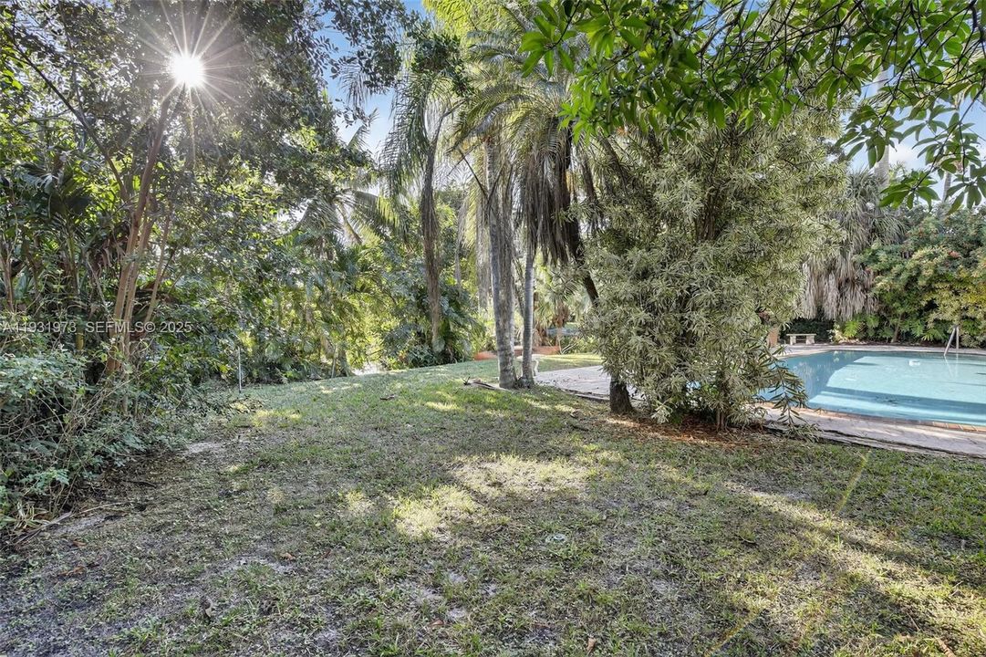 待售: $790,000 (4 贝兹, 2 浴室, 2578 平方英尺)