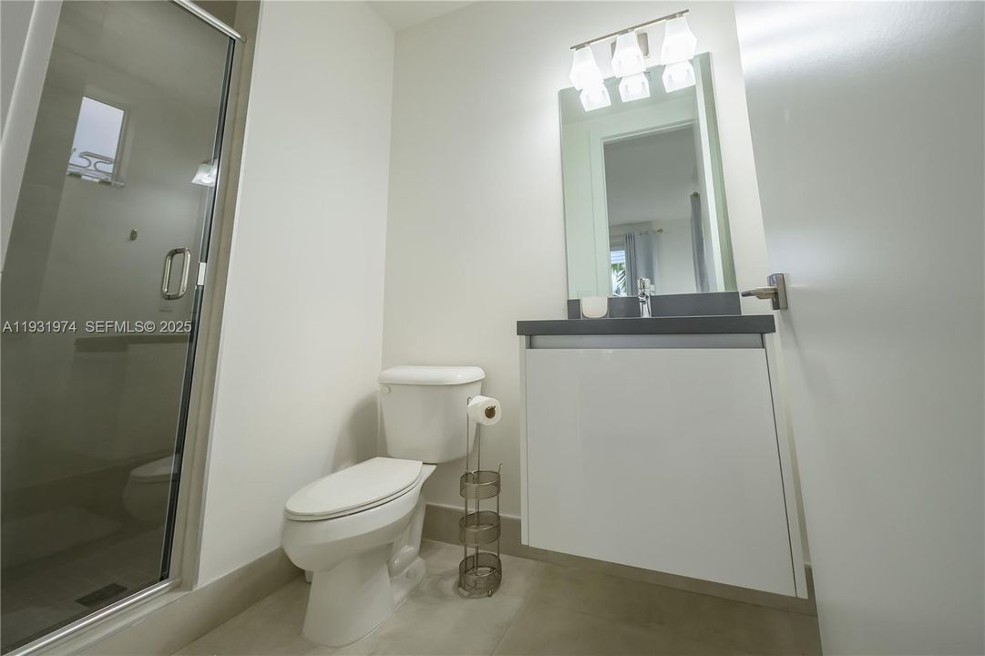 For Sale: $1,560,000 (5 beds, 5 baths, 3624 Square Feet)