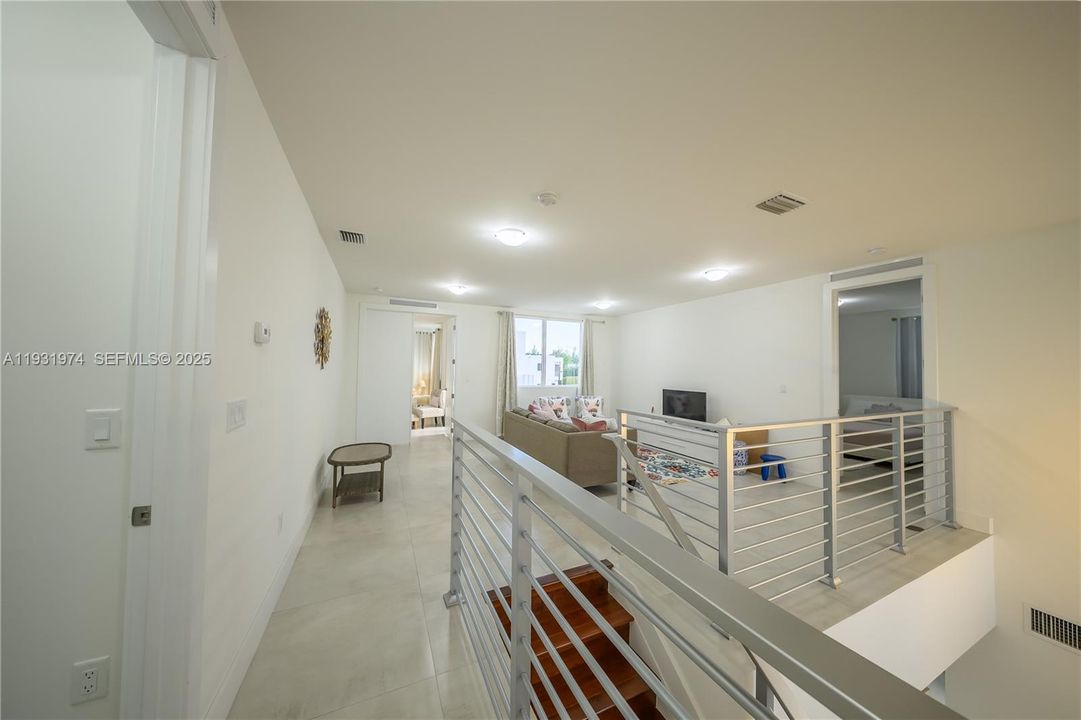 For Sale: $1,560,000 (5 beds, 5 baths, 3624 Square Feet)