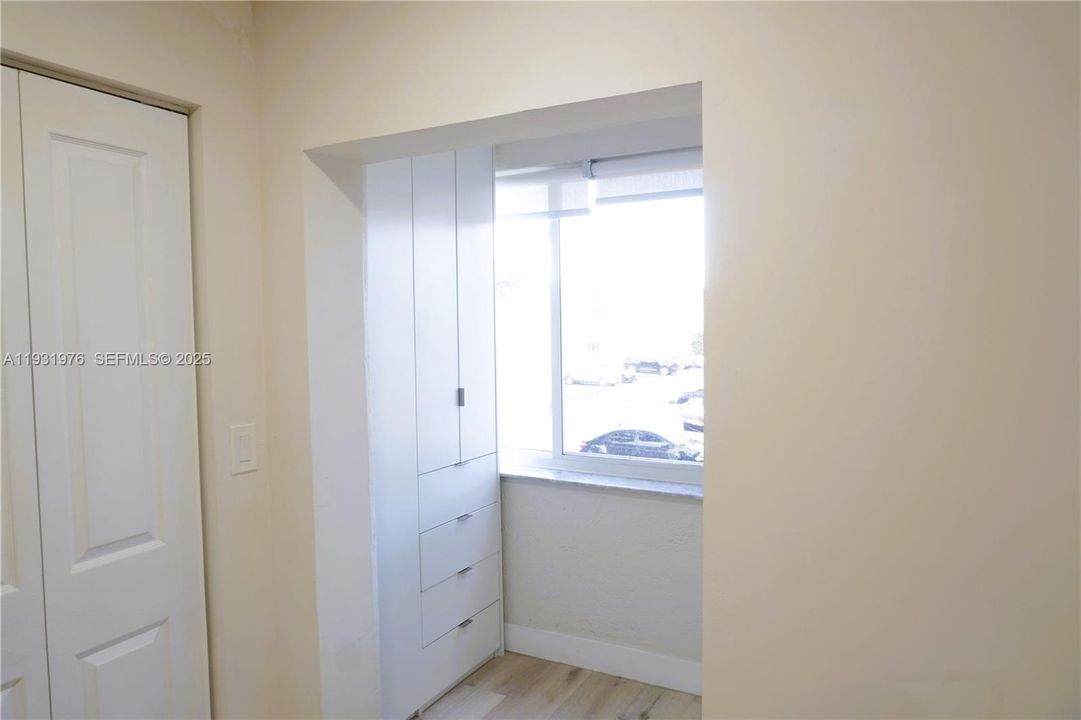 待售: $460,000 (2 贝兹, 2 浴室, 1170 平方英尺)