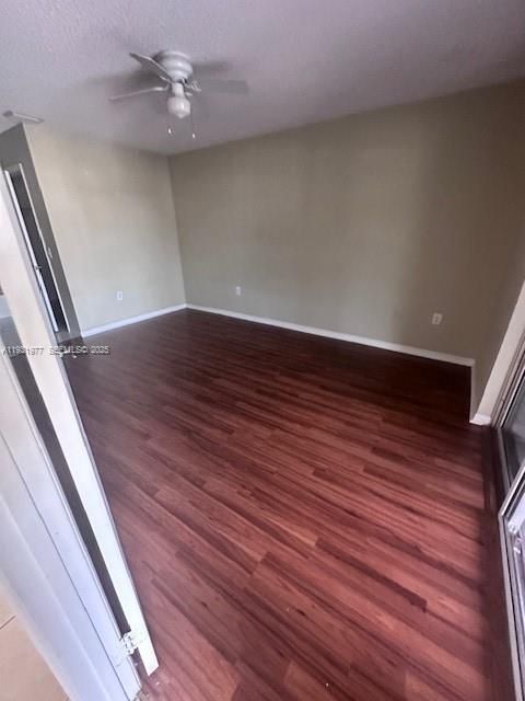 В аренду: $2,000 (2 спален, 2 ванн, 1060 Квадратных фут)