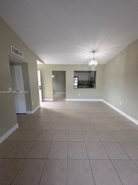 В аренду: $2,000 (2 спален, 2 ванн, 1060 Квадратных фут)