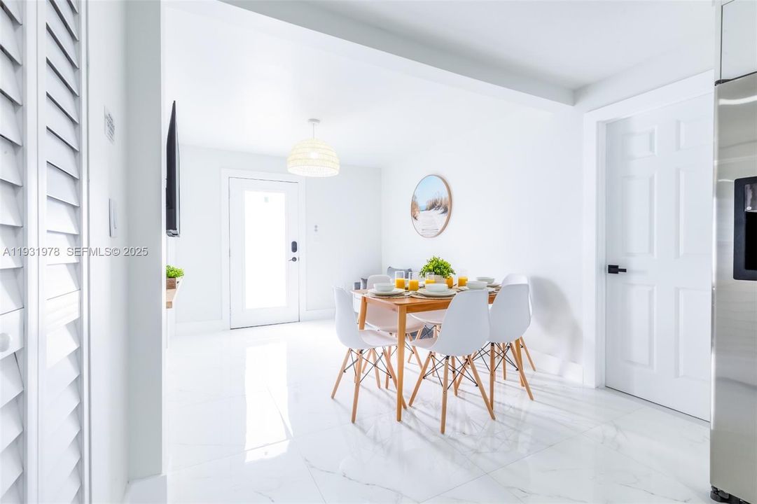 For Sale: $650,000 (0 beds, 0 baths, 1160 Square Feet)