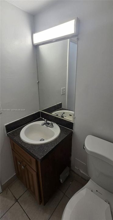 出租: $1,500 (1 贝兹, 1 浴室, 223601 平方英尺)