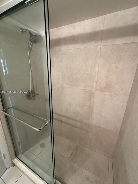 For Rent: $1,800 (2 beds, 2 baths, 905 Square Feet)