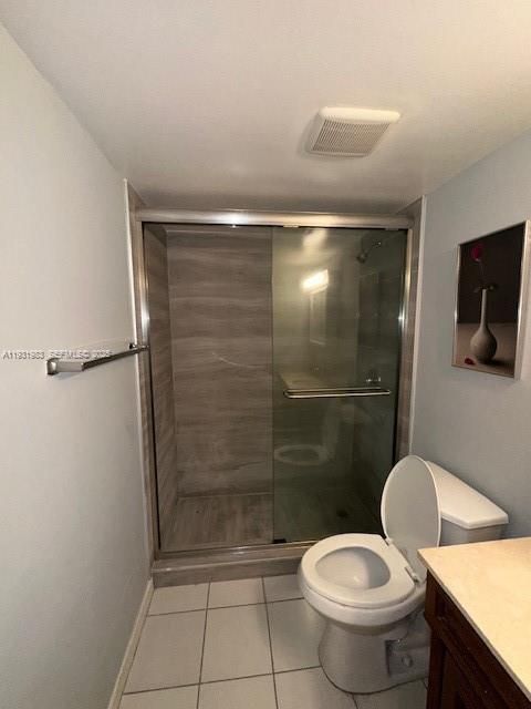 For Rent: $1,800 (2 beds, 2 baths, 905 Square Feet)