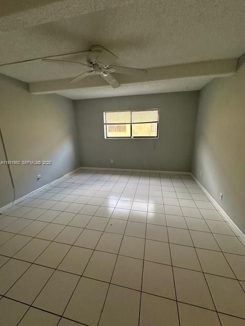 For Rent: $1,800 (2 beds, 2 baths, 905 Square Feet)