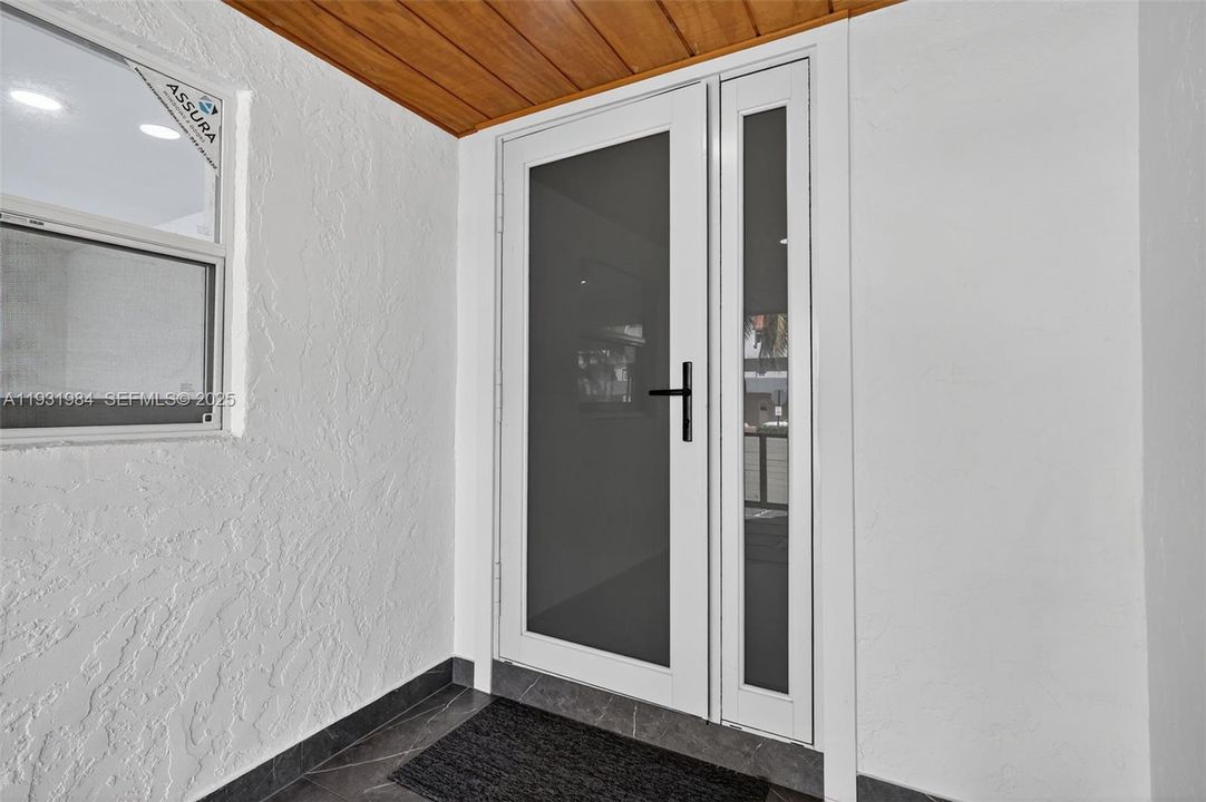 В аренду: $16,000 (3 спален, 3 ванн, 2450 Квадратных фут)